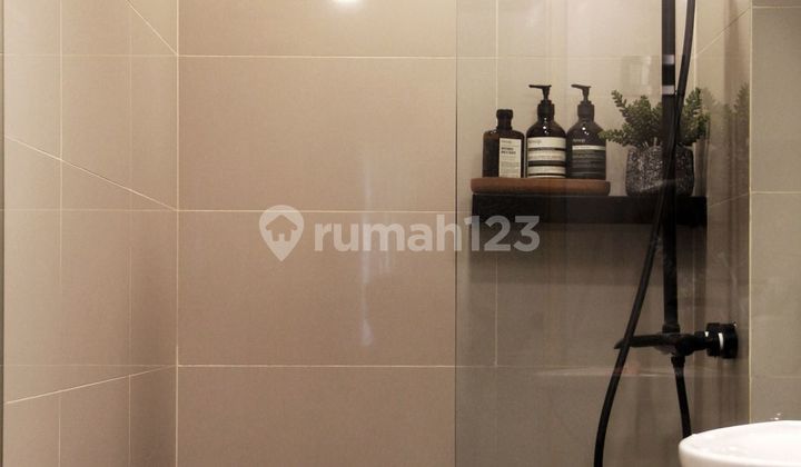 Maqna Residence 2 BR Apartment Ready to Occupy Strategic Location in Meruya - West Jakarta 2