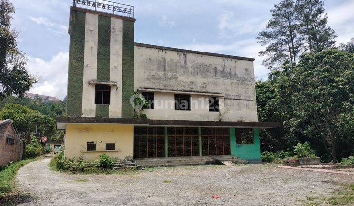 Ex Gedung Bioskop di Danau Toba 1