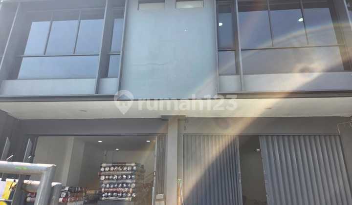 Nice 2-Storey Shophouse on Jalan Holis 1