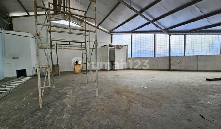 Cheap Warehouse Ready to Occupy Cijerah Area