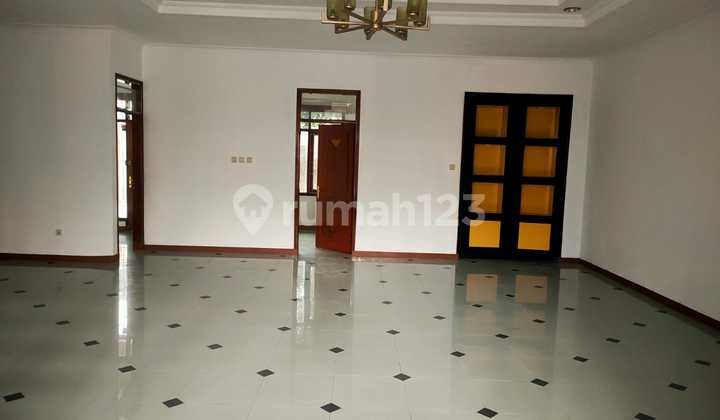 Nice, Spacious House Ready to Occupy in Holis 2