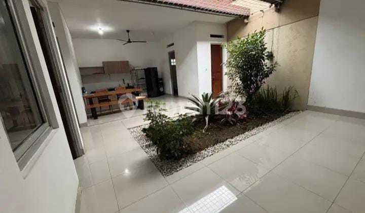 Rumah Cantik Siap Huni Batununggal 2