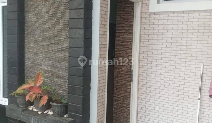 Rumah Cantik 2 Lantai Cijerah 2