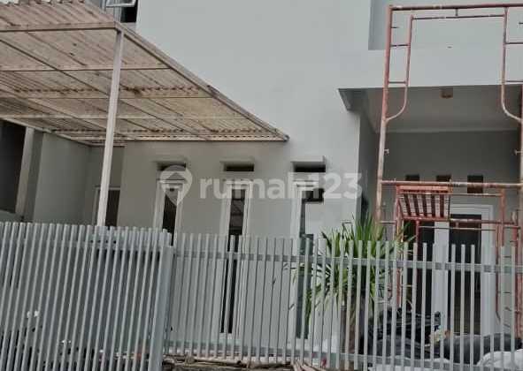 Rumah Cantik Minimalis Siap Huni Setraduta 1
