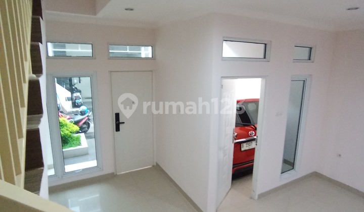 Rumah Cantik Minimalis Siap Huni Sayap Sudirman 2