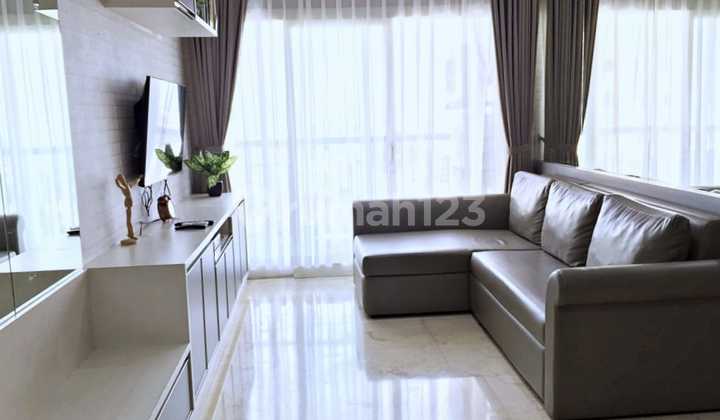 Minimalist Beautiful Apartment on Braga Street