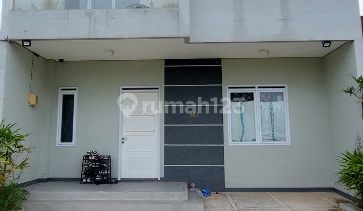 Well-Maintained Nice House in the Cool Area of Sayap Setiabudi, Bandung City, Quick Sale at a Low Price