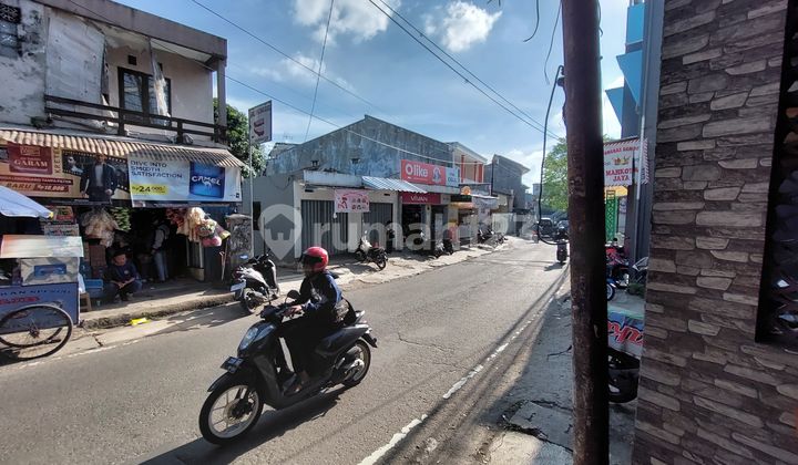 Jual Deretan Ruko Kecil Sepaket Dengan Kost Kostan dan Rumah Di Gunung Batu Pasteur, traific ramai