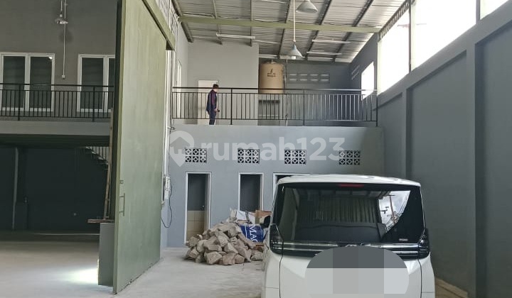 Warehouse for Rent (650 Million) and for Sale (15 Billion) in Cipondoh, 800.0 m², Unfurnished, SHM