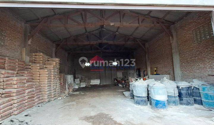 Gudang Di Ngenep, Karangploso, Kab Malang. Jalur Ramai Alternatif Sby - Mlg 3