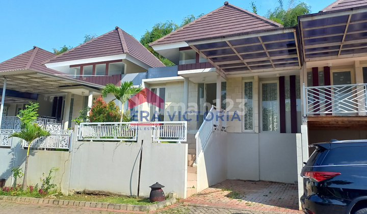 Rumah Minimalis Modern Di Wisata Bukit Sentul, Lawang, Malang 1
