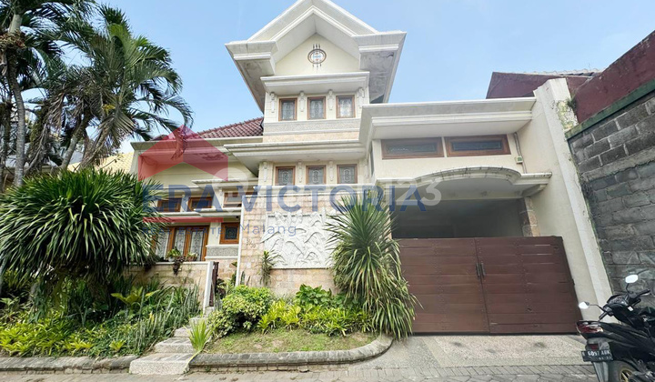Jual Rumah di Cluster Ada Kolam Renang di Perum Dekat Soekarno Hatta