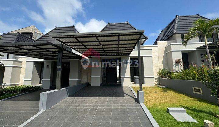 Dijual Rumah Baru Dengan Fasade Cantik Kota Malang  2