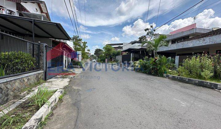 Rumah Sewa Lokasi Bagus Daerah Dieng Cocok untuk Kantor  2