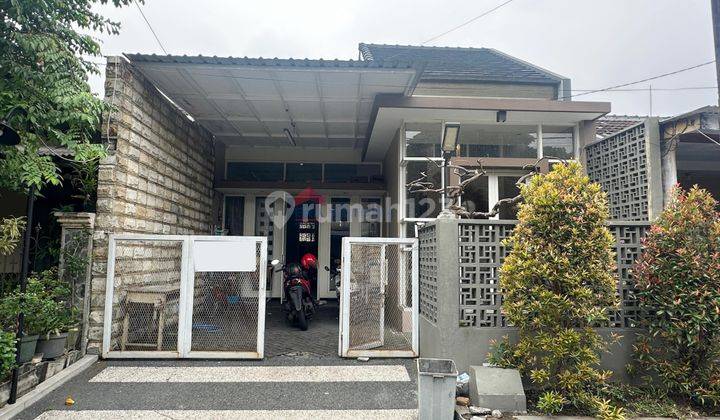 Rumah Jual Lokasi Strategis Keamanan 24 Jam Full Furnished  1