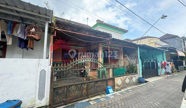 Rumah Jual One Gate System Suasana Nyaman Harga Murah  2