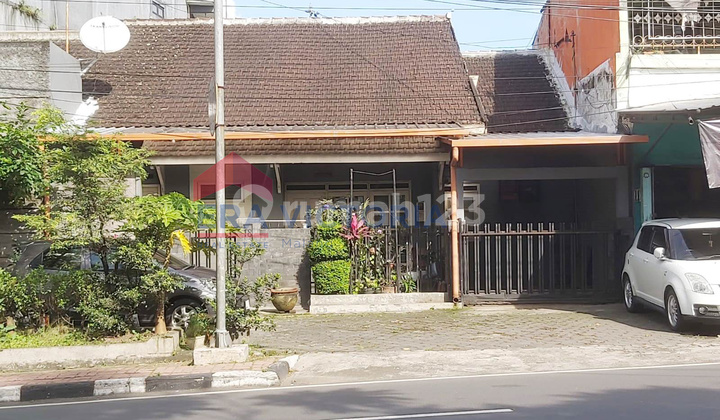 Rumah Strategis Dekat Araya & Exit Tol Nyaman untuk Hunian atau Usaha