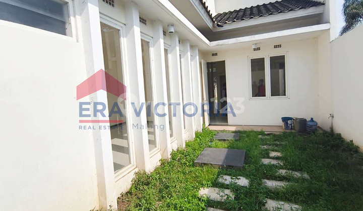 Strategic House in Exclusive Araya Cluster, Comfortable for Families, Close to Cafes & Renowned Campus 2