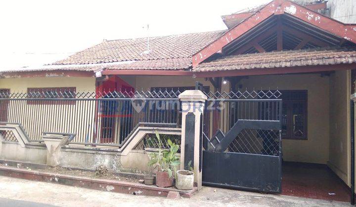 Rumah Jual Area Klojen Dekat Perkantoran Semi Furnished 1