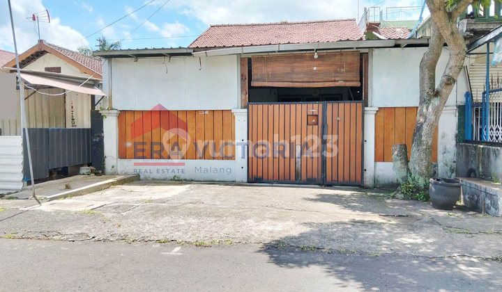 Rumah Area Lawang Akses Mobil Lokasi Strategis Dekat Otsuka