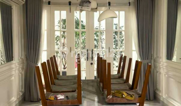 For Sale Luxury Fully Furnished House in Kebayoran Baru – Ready to Occupy, SHM (Certificate)