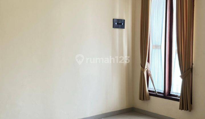 Dijual Rumah Modern di Jalan Teratai Putih, Rengas Rempoa, Tangerang Selatan 2