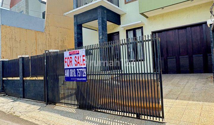 Dijual Rumah Modern di Jalan Teratai Putih, Rengas Rempoa, Tangerang Selatan 1