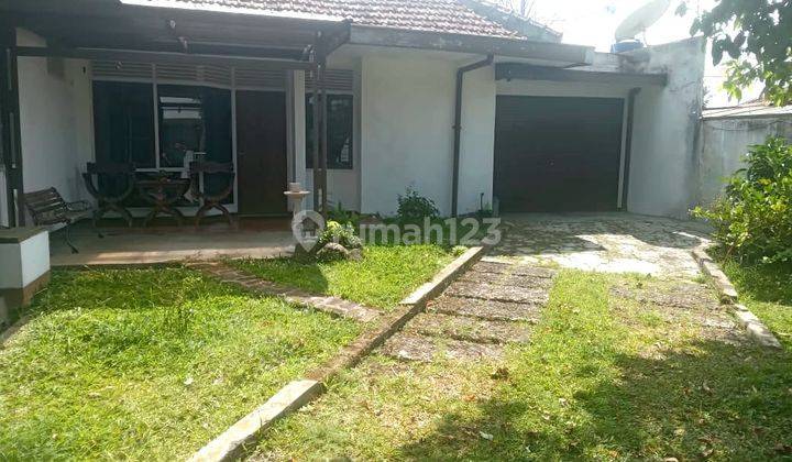 Dijual Rumah Asri di Sayap Ciumbuleuit, Bandung Utara Dekat Unpar Dan Kawasan Punclut 1