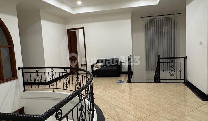 Dijual Rumah Siap Huni di Petogogan, Kebayoran Baru – Lokasi Strategis dan Bangunan Luas