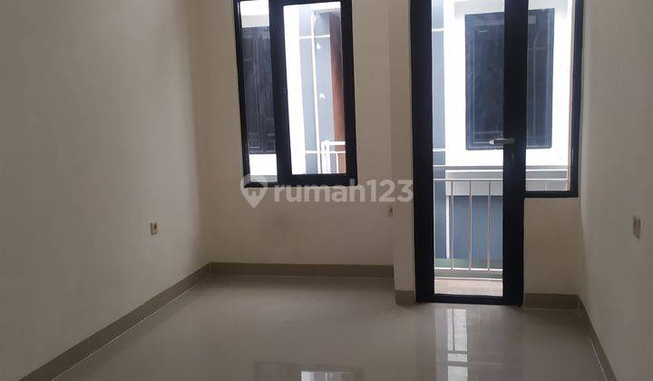 Rumah murah Elegant Minimalis 2 lantai di Cempaka putih barat jakpus