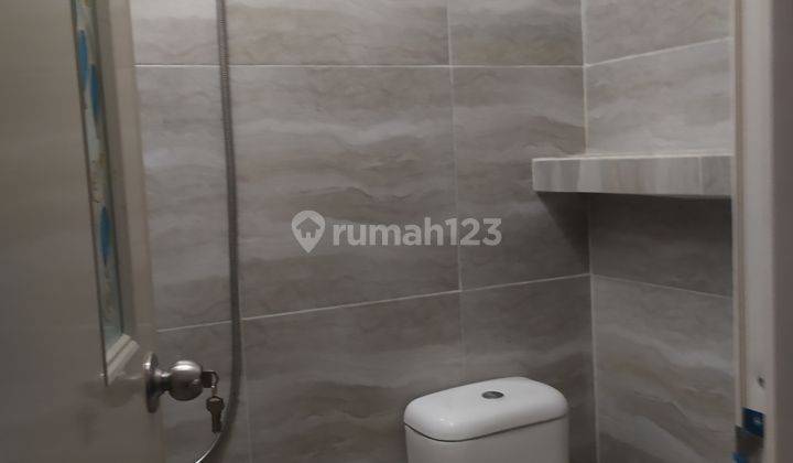 Rumah murah Elegant Minimalis 2 lantai di Cempaka putih barat jakpus