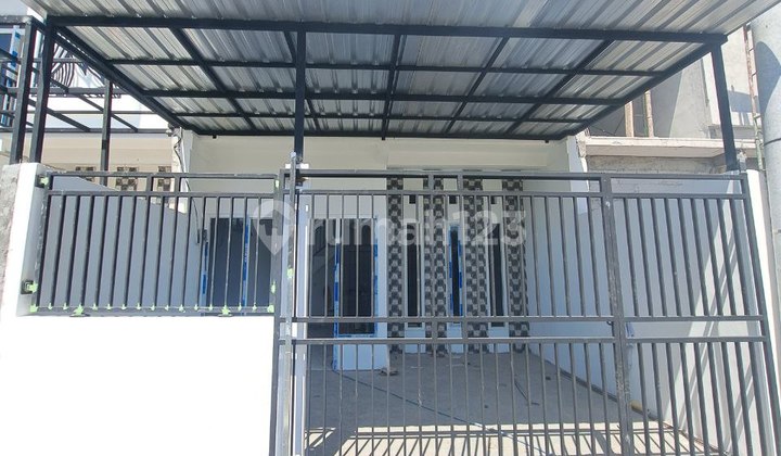 Rumah Dekat Surabaya 2 Lantai Kredit Angsuran Flat Terbit Shm