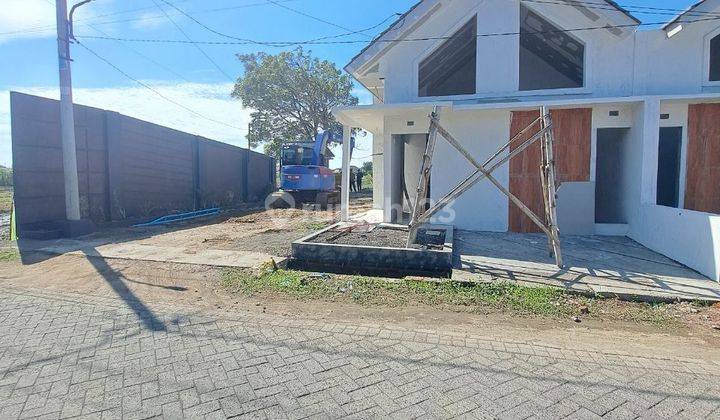 Rumah murah dekat Surabaya lokasi nol jalan  cash 2