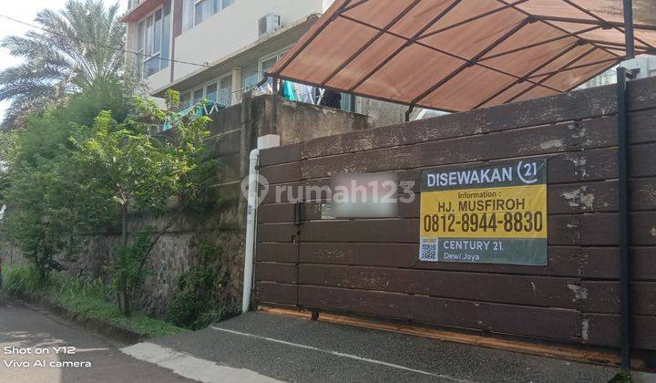 Hunian 3 Lantai Palm Hills Estate Jalan Melati Putih 1