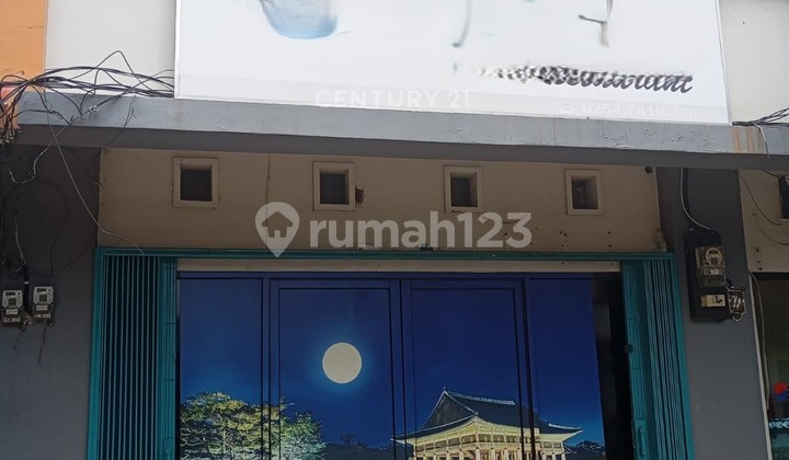 Ruko 2 Lantai Green Megablok Cocok untuk Kantor