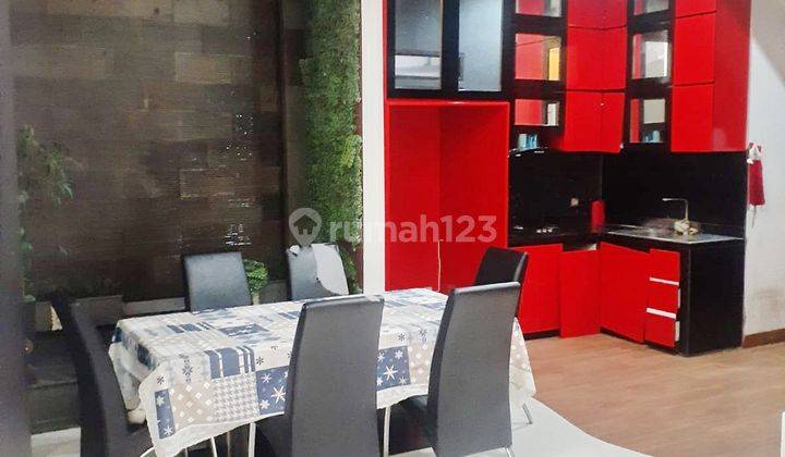 Hunian Bagus Pojok Taman Graha Asri Furnished Bisa Disewa 8