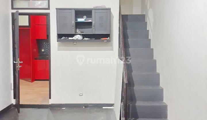 Hunian Bagus Pojok Taman Graha Asri Furnished Bisa Disewa 18