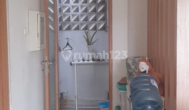 Hunian Furnished 2 Lantai Villa Permata Hijau Min Sewa 2 Tahun 17