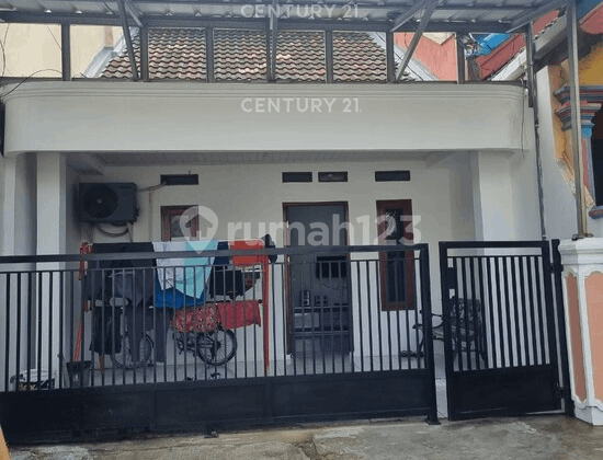 Minimalist Residence in Beautiful Cilegon Garden Already Renovated Minimalist Residence in Beautiful Cilegon Garden Already Renovated