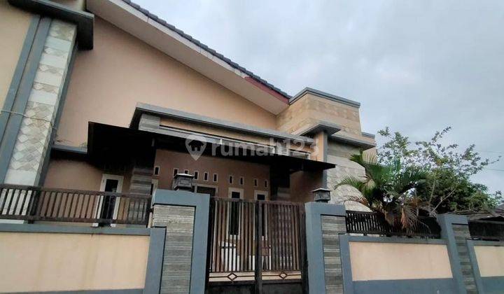 Hunian Bagus Sekali Jl Cadika Kamalaka Ada Kolam Renang 1