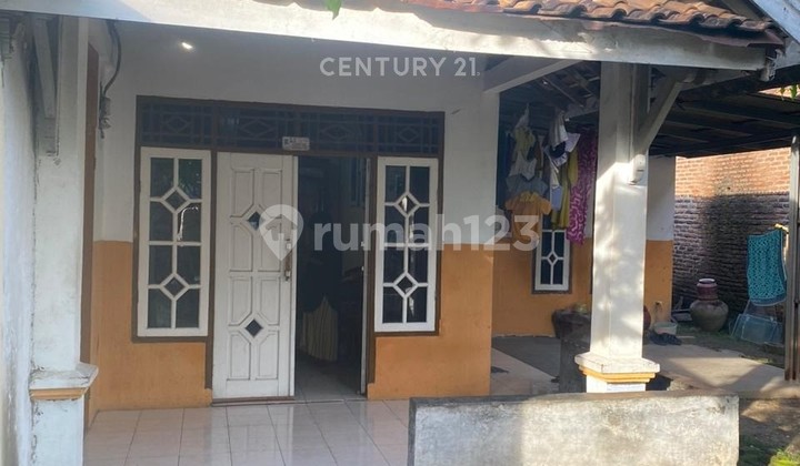 Hunian Minimalis Bonus Ruang Usaha Kertasana 1