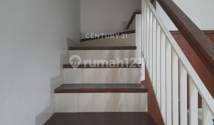 2-Story Residence in Pondok Cilegon Indah Price Reduced 2