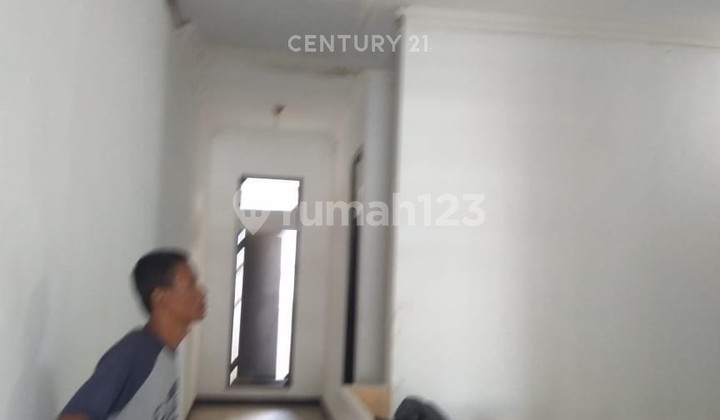 2-Story Shop House in Tirtayasa, Serang Suitable for Investment 2