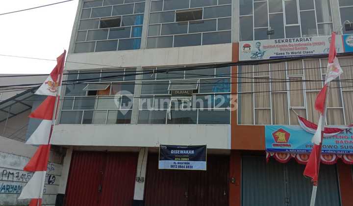 Shop House on Drangong Main Road, Taktakan, Toll Access