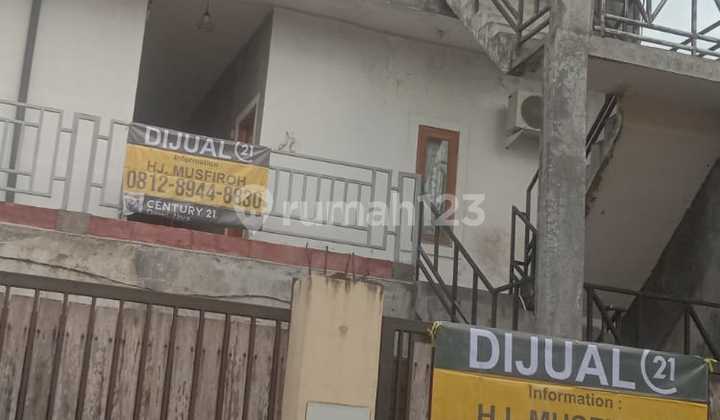 Boarding House 28 Doors 3 Floors Near Unsera Campus