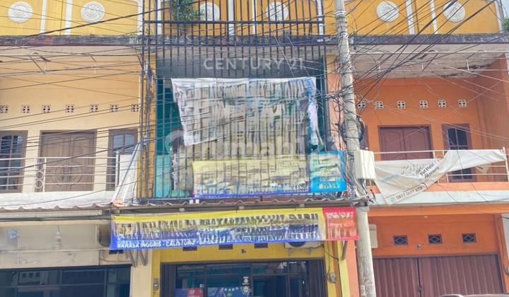 Ruko 3 Lantai Tripjamaksari Akses Jalan Ramai