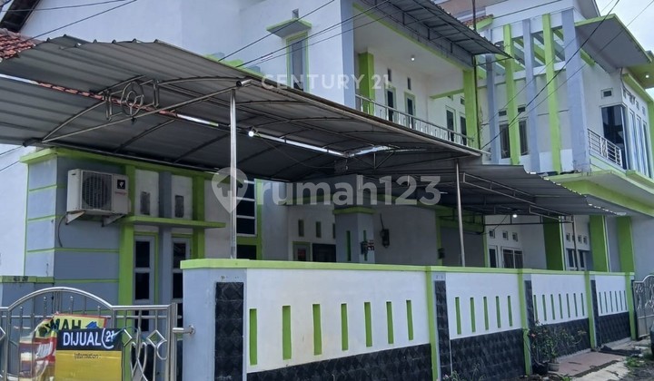 Hunian Bagus Sekali 2 Lantai Bumi Agung Permai 1 Hunian Bagus Sekali 2 Lantai Bumi Agung Permai 1