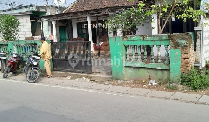 Old Land and Buildings in Kp Ranceng, Ciruas