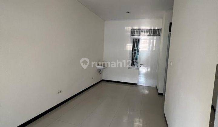 Dijual Rumah 2 Lantai di Taman Kopo Indah Bandung 1