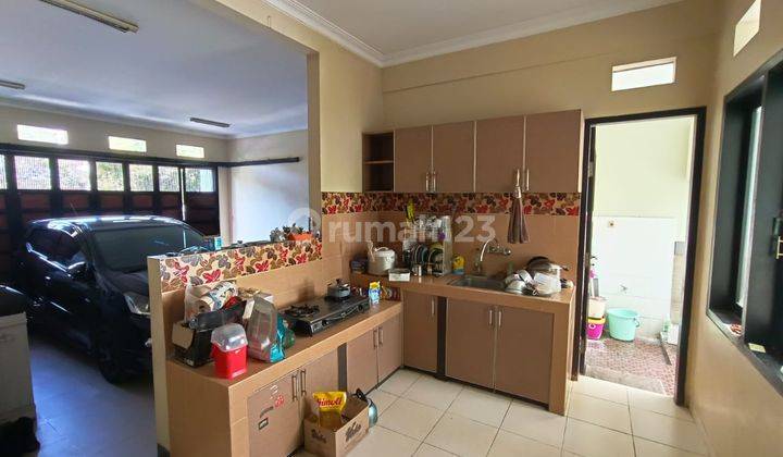 Dijual Rumah 2 Lantai di Batununggal Indah Raya 2